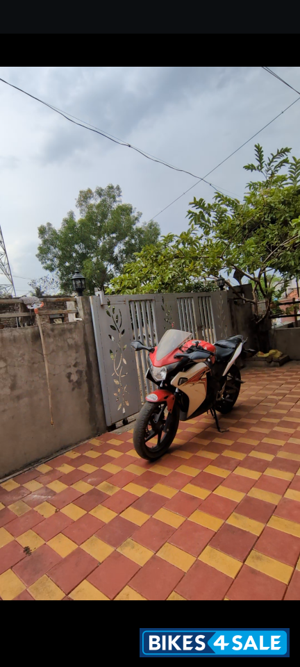 Red And White Honda CBR 150R