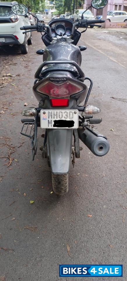 Gray Honda CB Unicorn