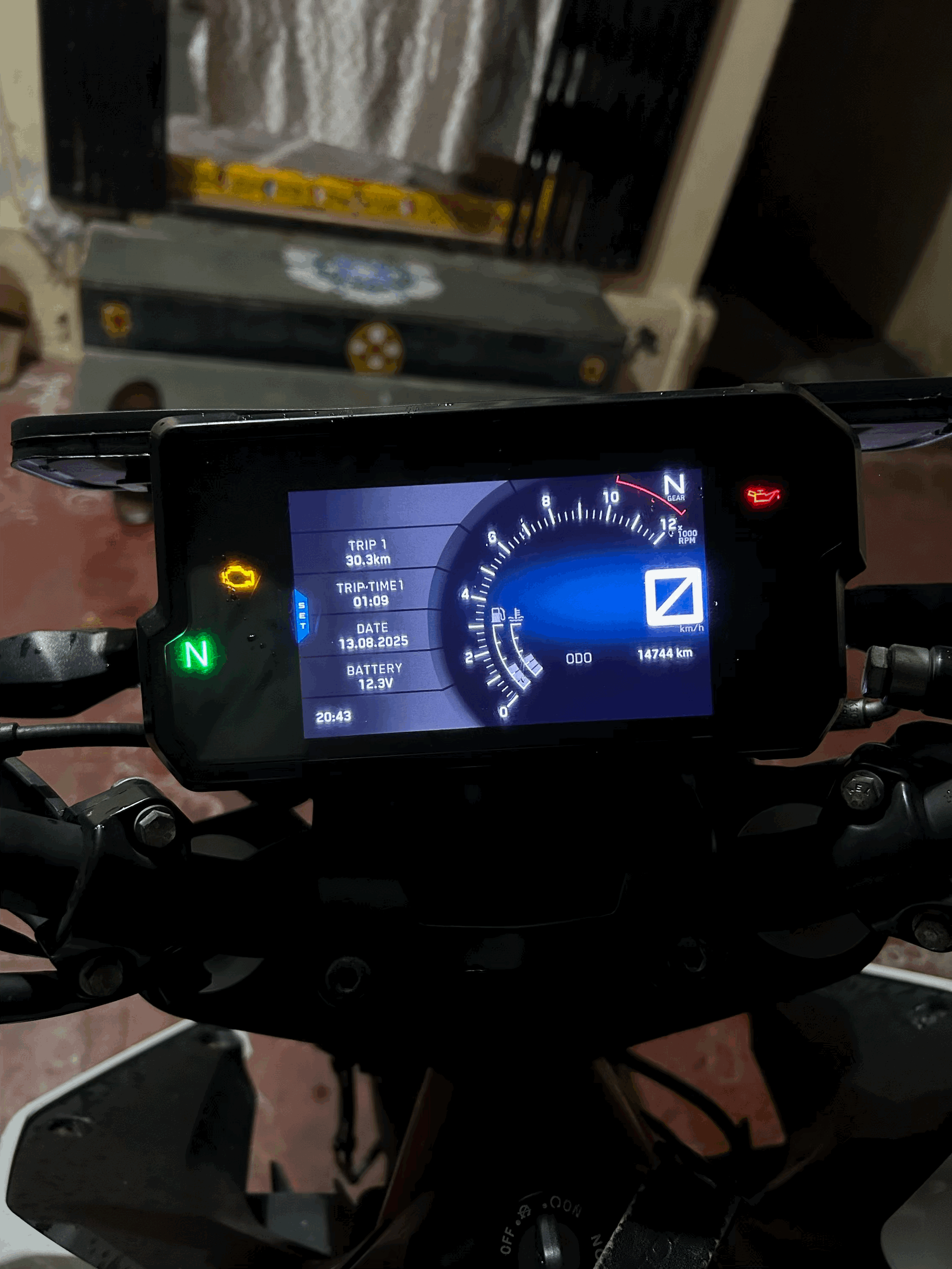 White KTM Duke 390 White KTM Duke 390