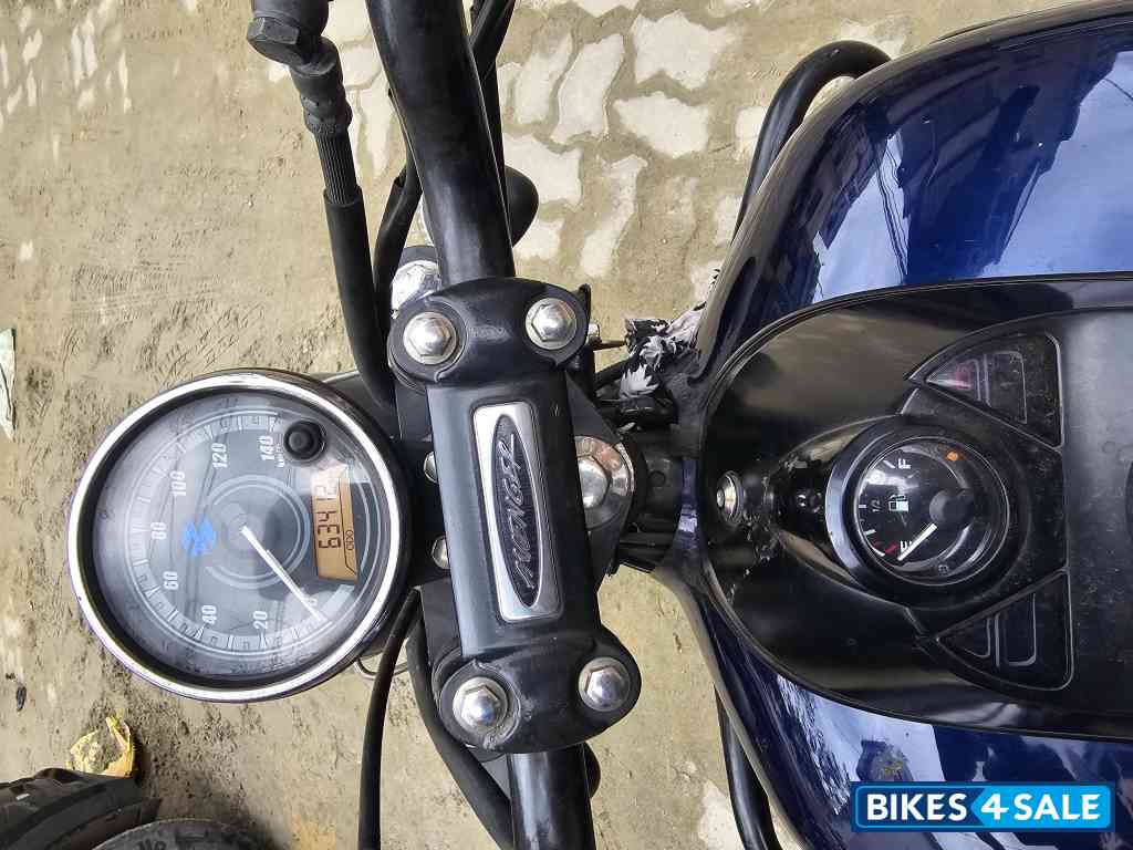 Blue Bajaj Avenger Street 150 Blue Bajaj Avenger Street 150