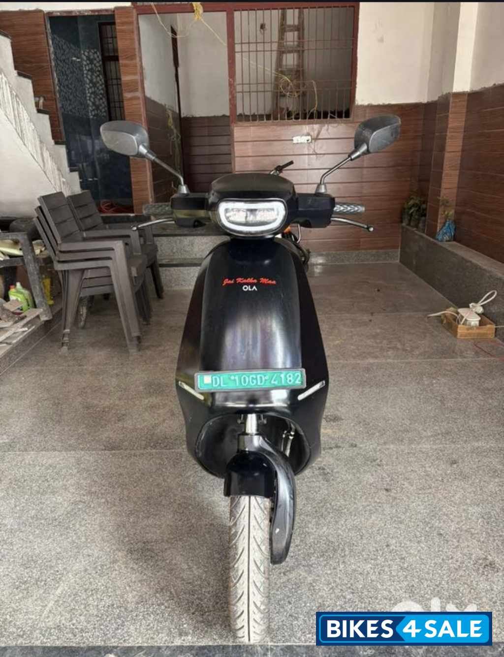 Matte Black Ola S1 Pro