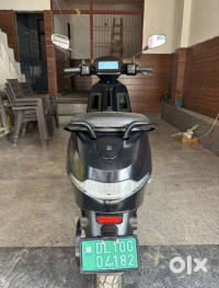 Matte Black Ola S1 Pro