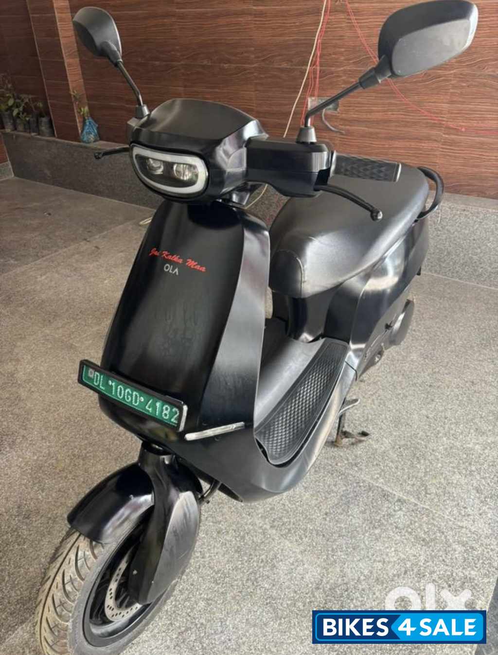 Matte Black Ola S1 Pro