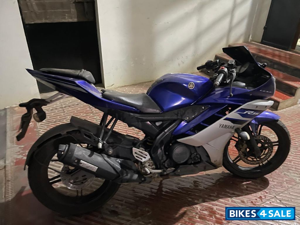 Yamaha YZF R15 V2