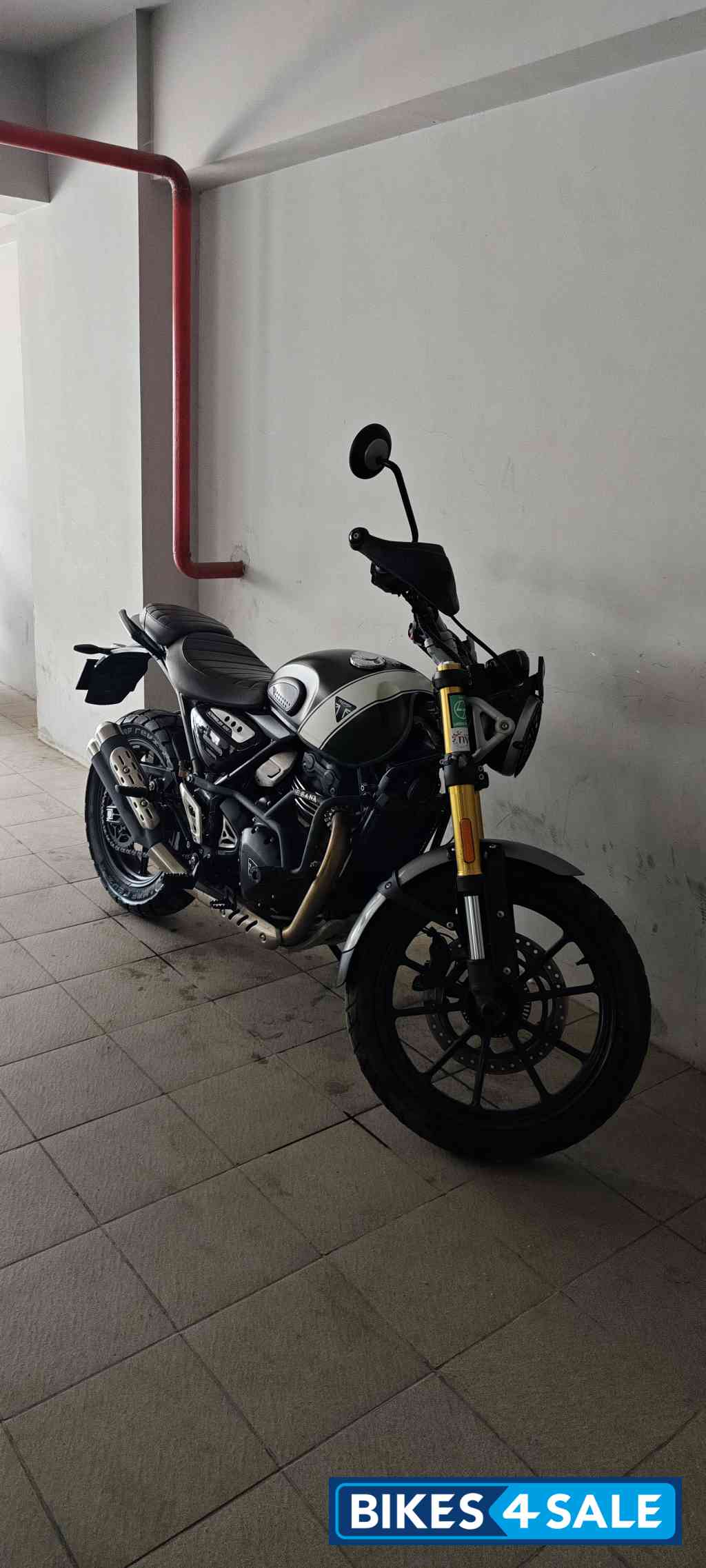 Triumph Scrambler 400 X