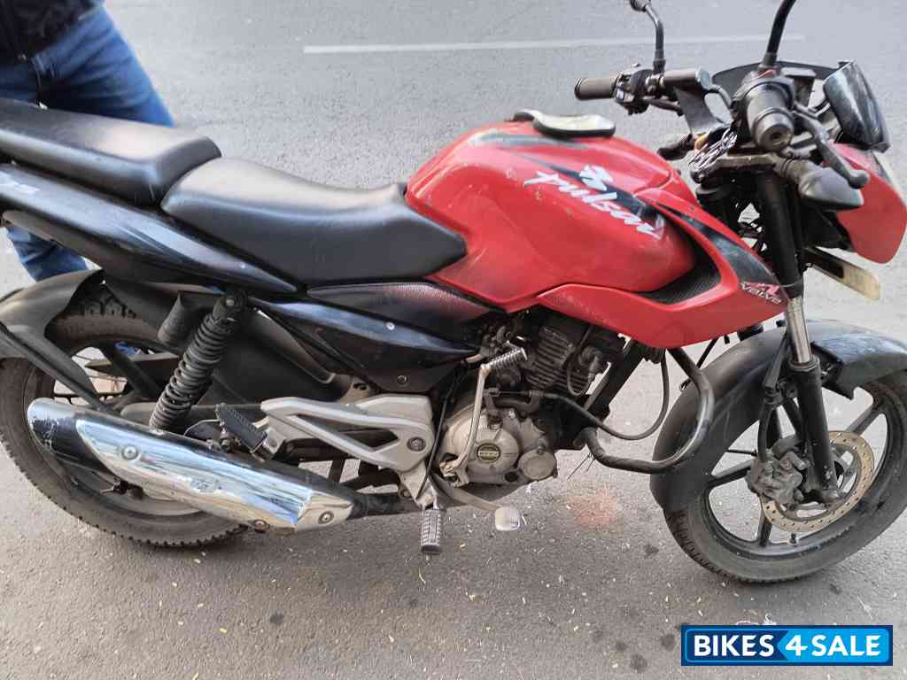 Red Bajaj Pulsar 135LS