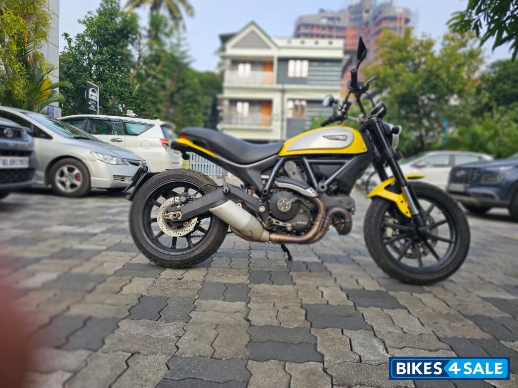 Ducati Scrambler Icon