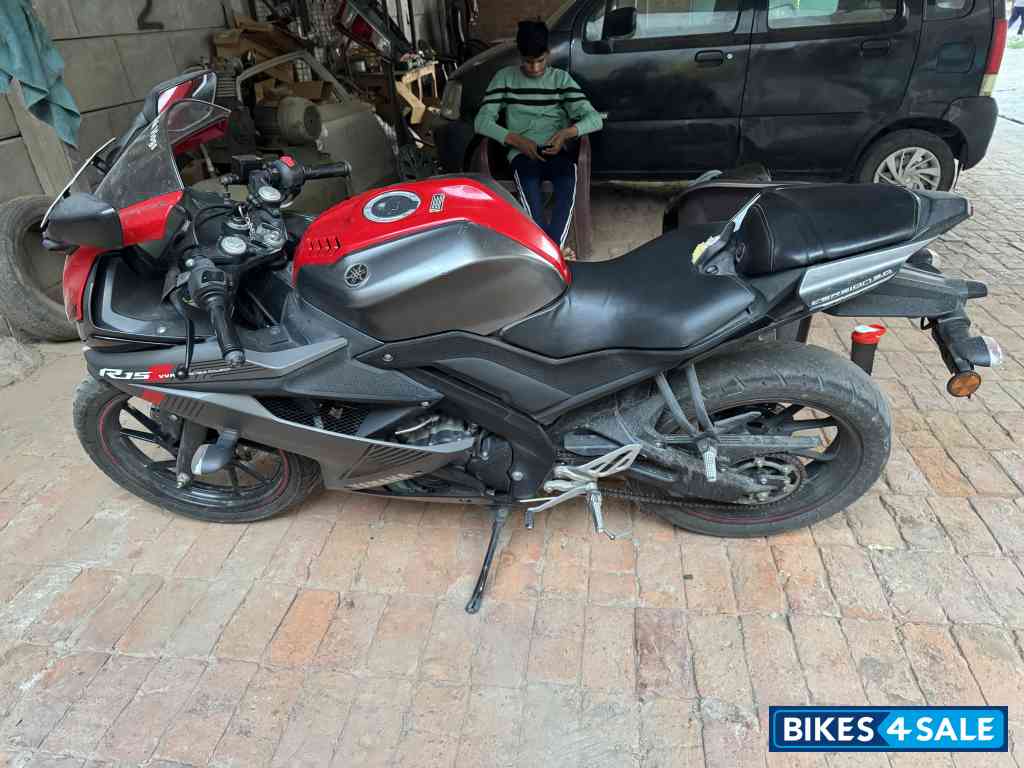 Yamaha YZF R15 V3