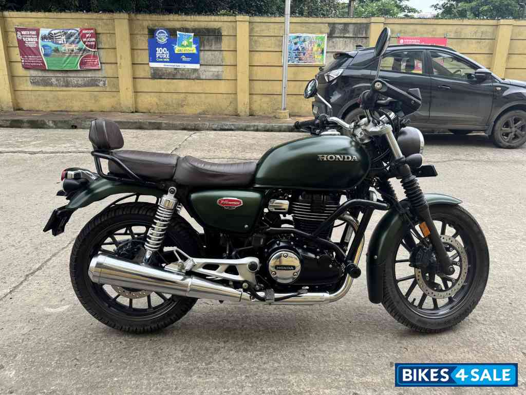 Mat Marshal Green Honda Hness CB 350