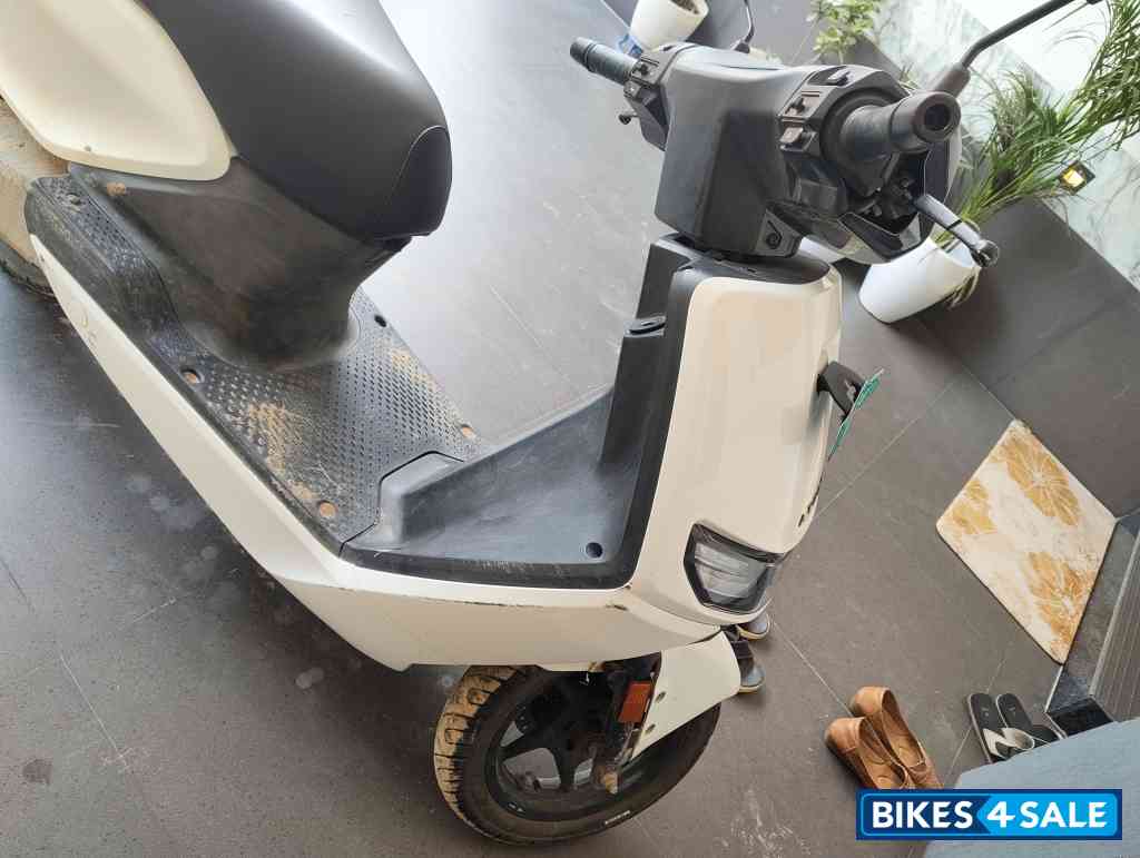 White Mt Ather Rizta Z