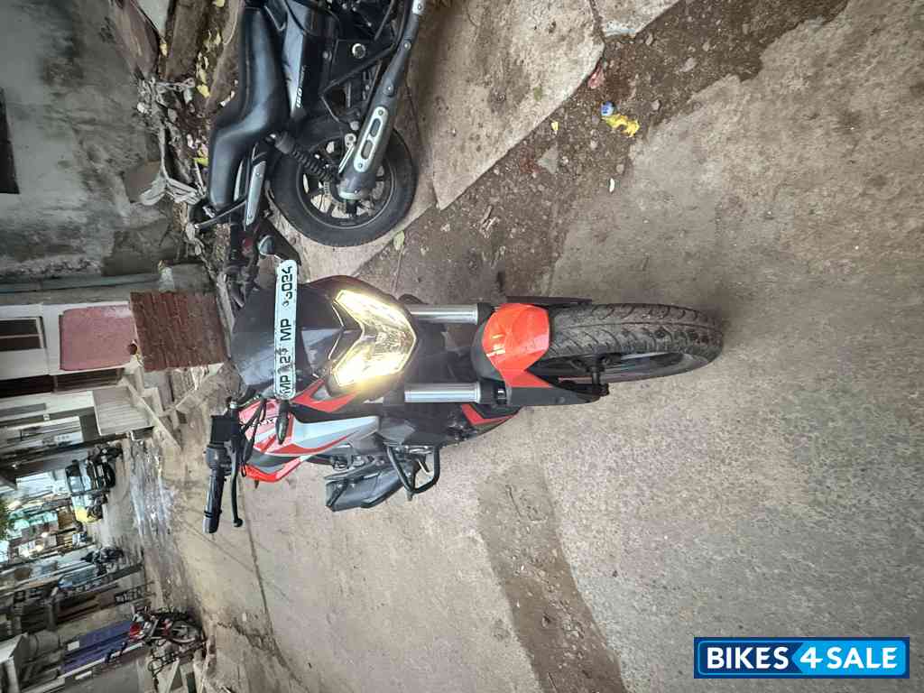 Bajaj Dominar 250