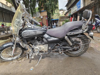 Black Bajaj Avenger Cruise 220