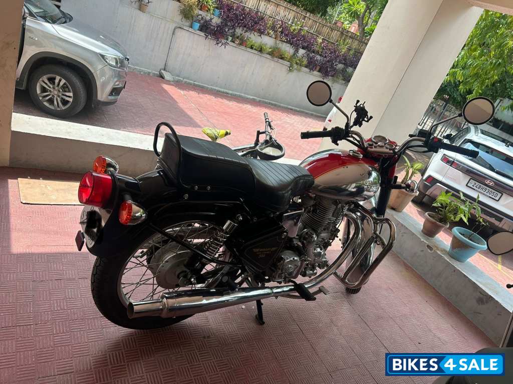 Royal Enfield Bullet Machismo A500