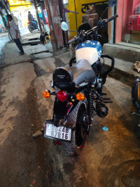 Royal Enfield Hunter 350 Metro