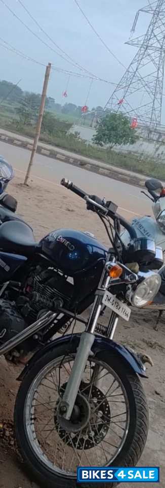 Blue Royal Enfield Thunderbird 350