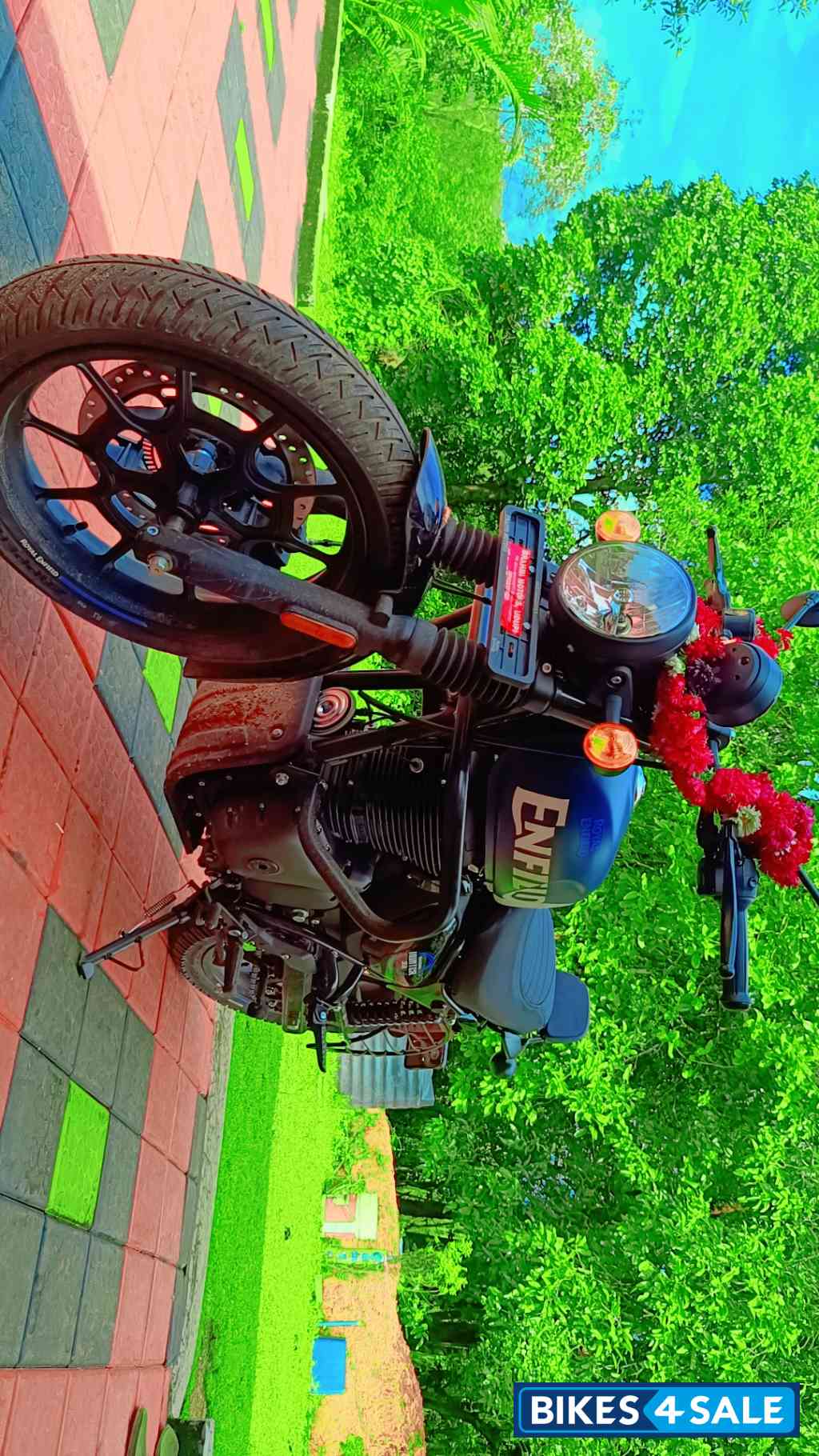 Royal Enfield Hunter 350 Metro