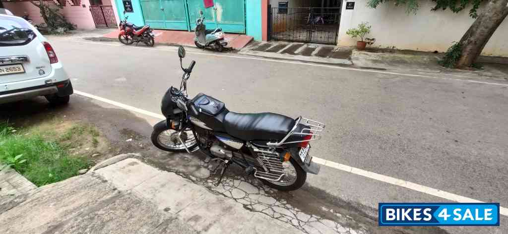 Black Hero Splendor Plus