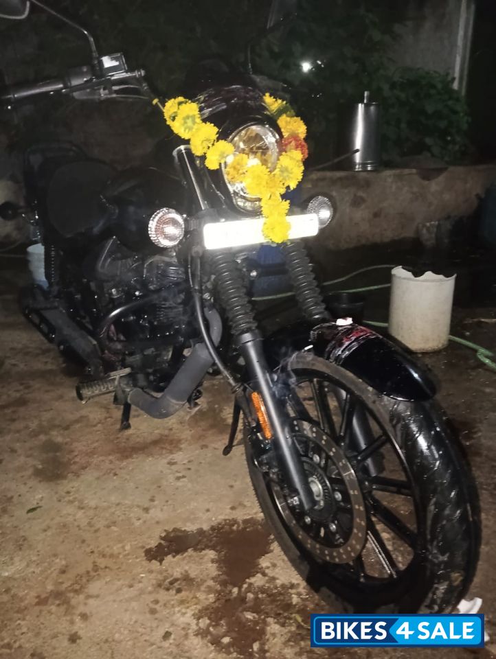 Bajaj Avenger Street 160