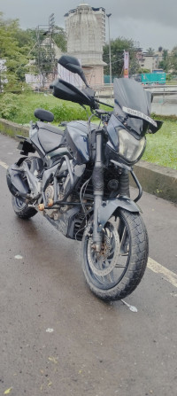 Midnight Blue Bajaj Dominar 400