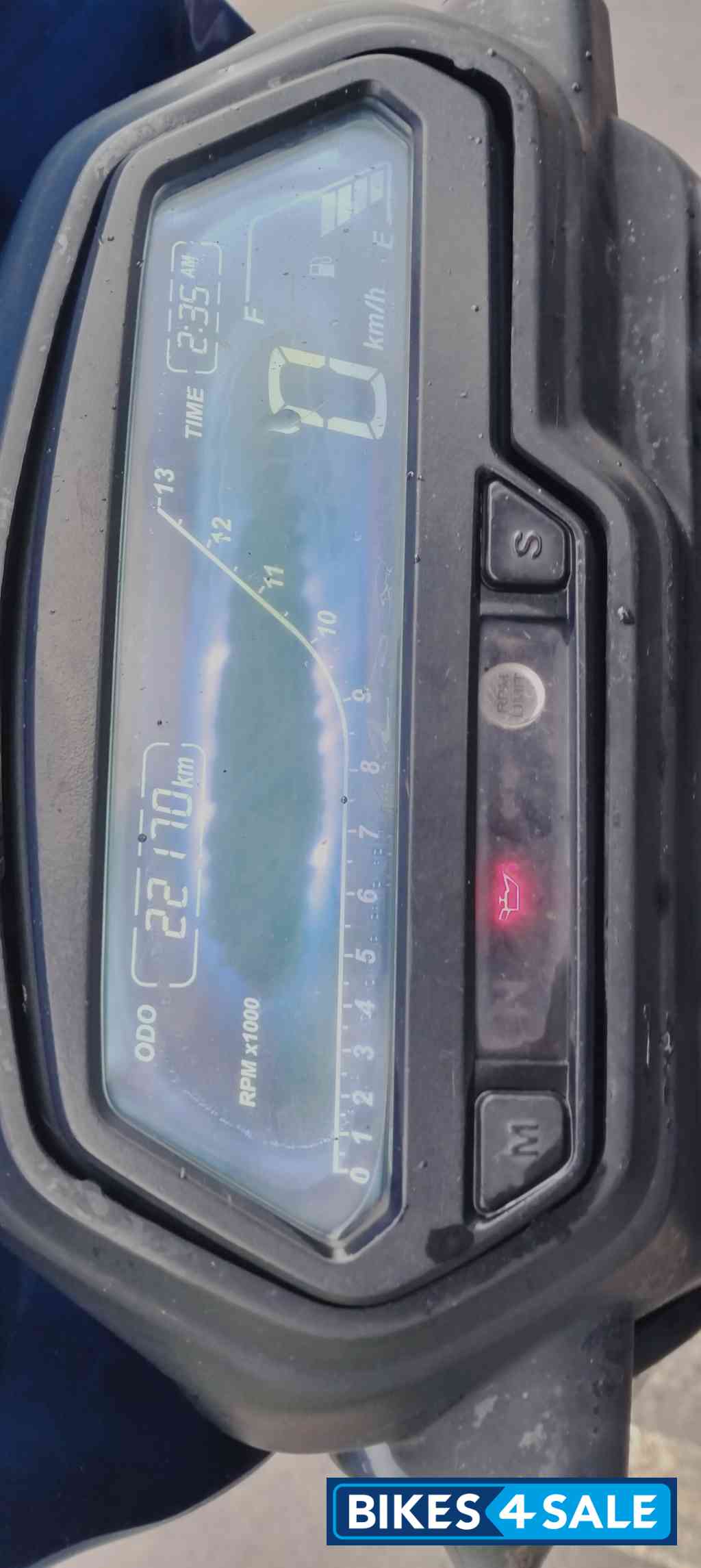 Midnight Blue Bajaj Dominar 400