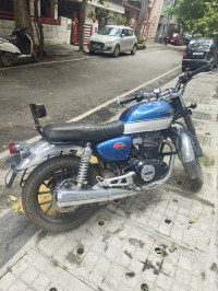 Honda CB350 DLX