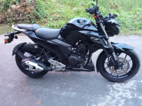 Black Yamaha FZ