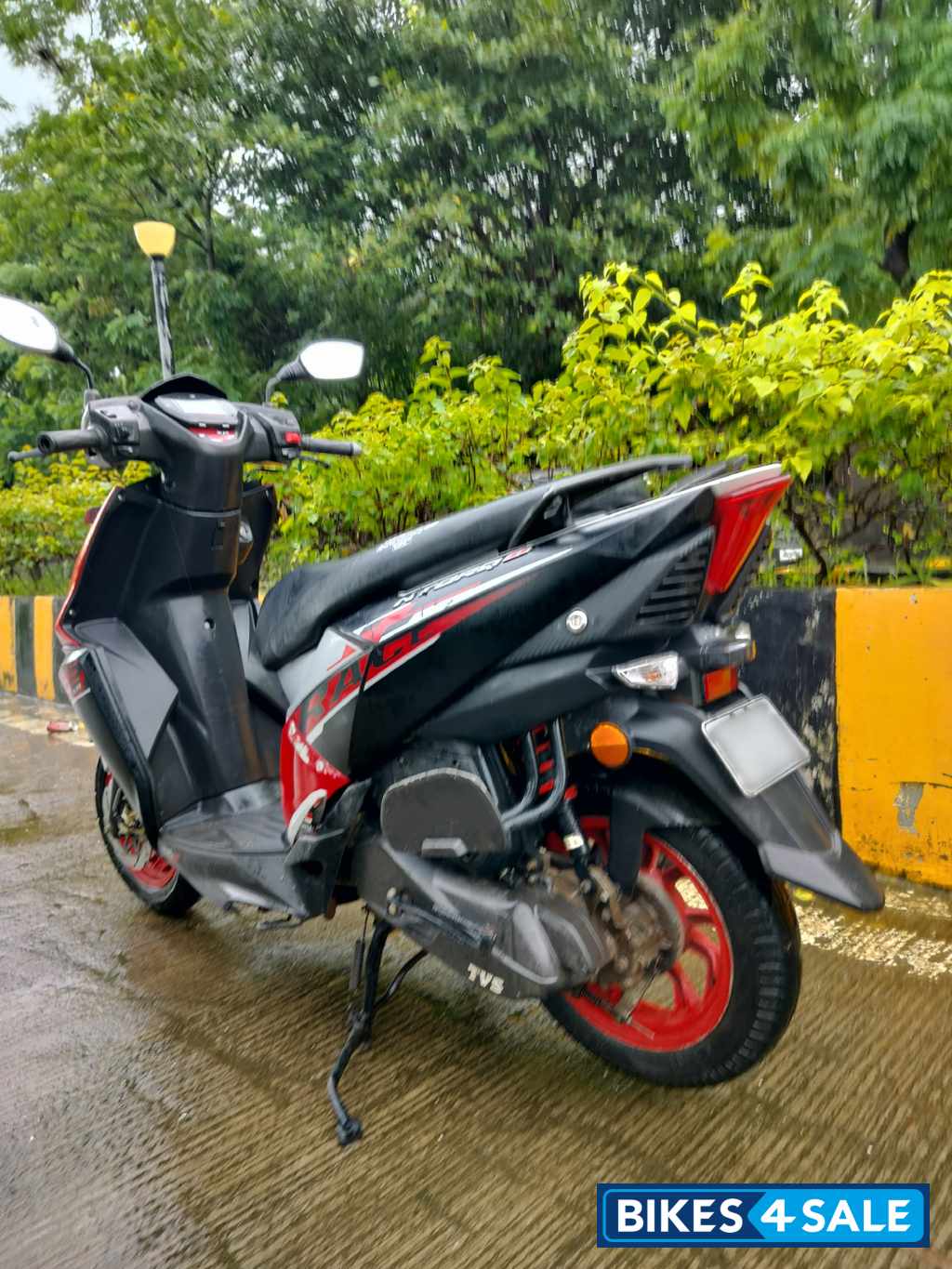 Red TVS NTORQ 125 Race XP Red TVS NTORQ 125 Race XP