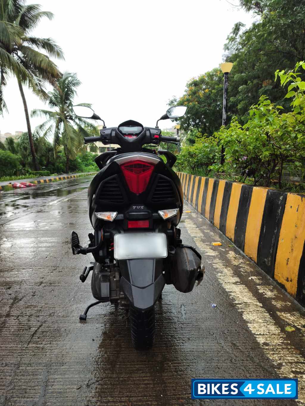 Red TVS NTORQ 125 Race XP Red TVS NTORQ 125 Race XP