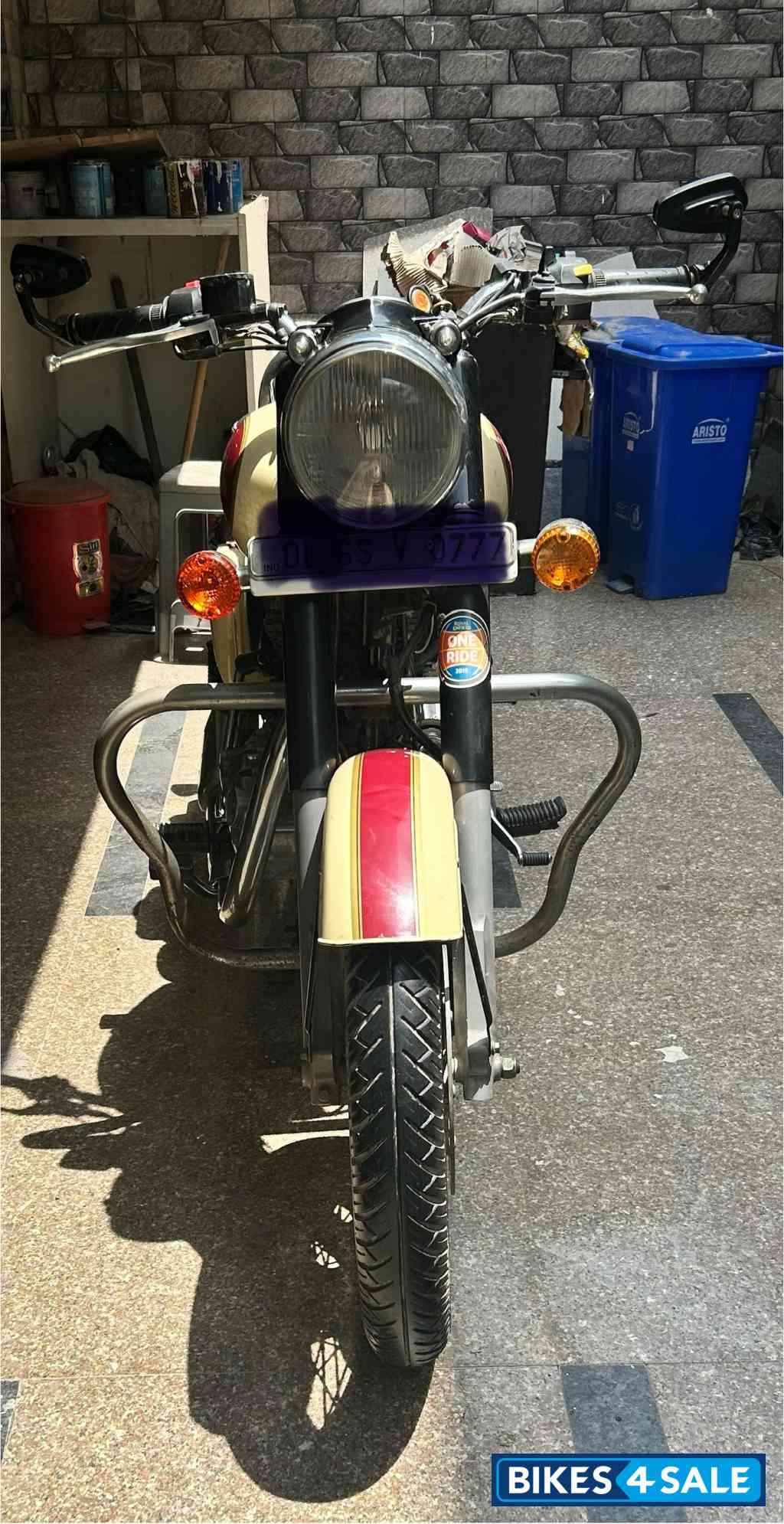 Royal Enfield Classic 500