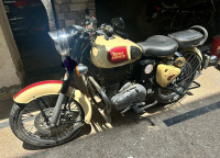 Royal Enfield Classic 500