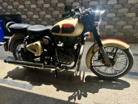 Royal Enfield Classic 500