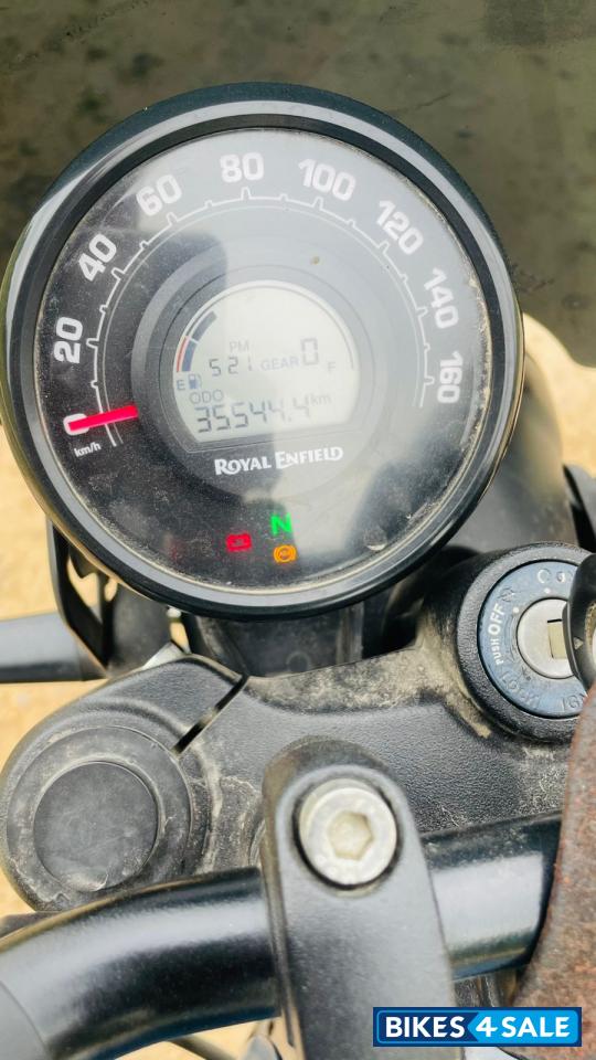 Royal Enfield Hunter 350 Metro