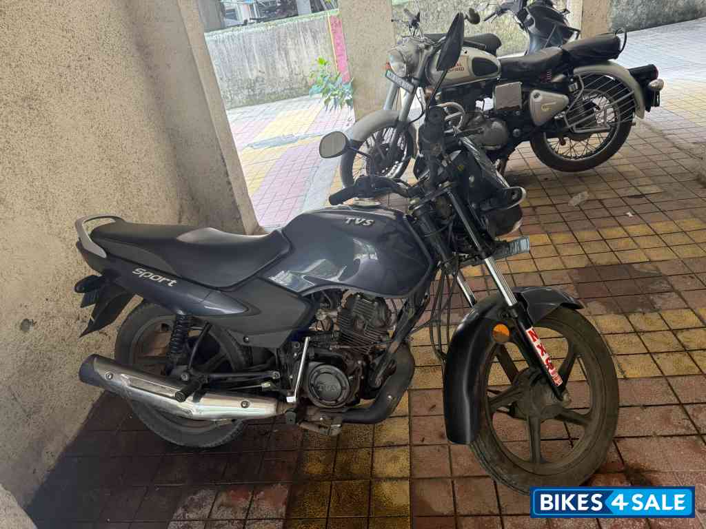 Mercury Grey TVS Sport