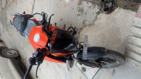 Orange Bajaj Pulsar NS 125