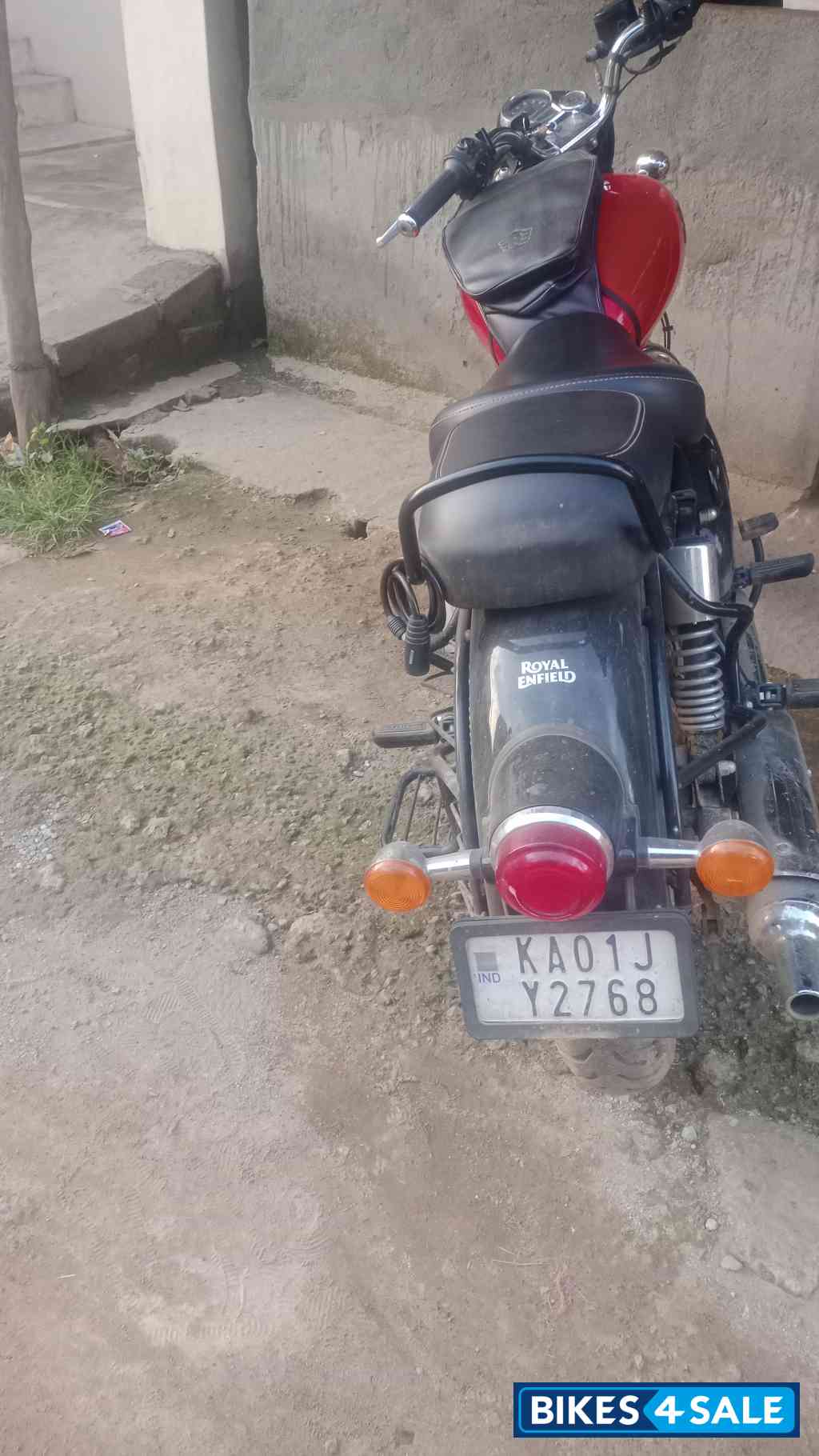 Royal Enfield Classic 350 Redditch Red