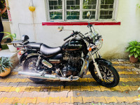Black Royal Enfield Thunderbird 350