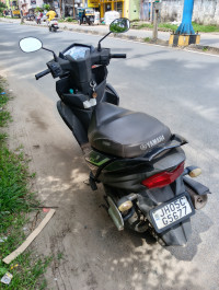 Black Yamaha Cygnus Ray ZR