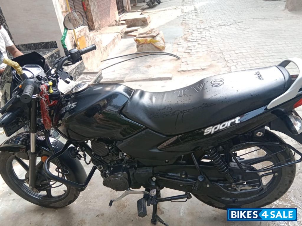 TVS Sport BS6