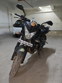 Black Bajaj Pulsar 200 NS