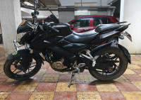 Black Bajaj Pulsar 200 NS