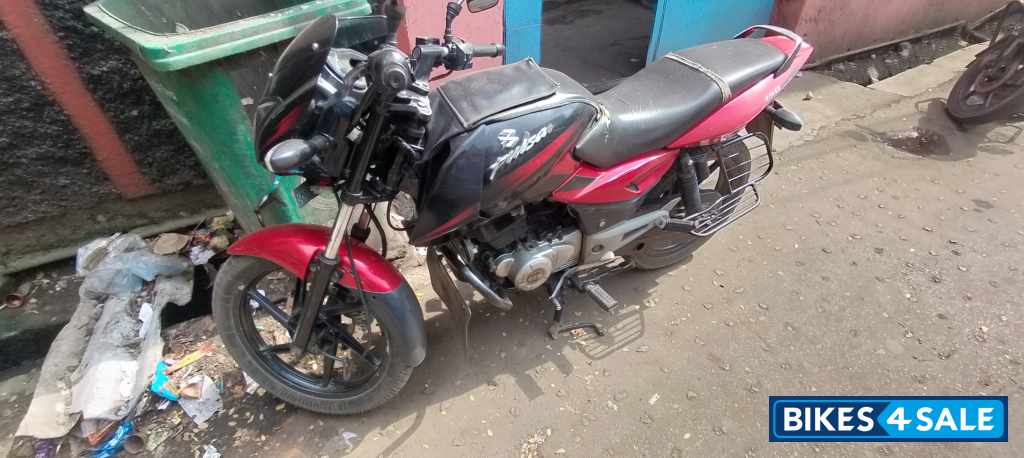 Cocktail Wine Bajaj Pulsar 150