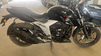 Black TVS Apache RTR 160 4V BS6