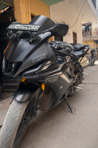 Dark Knight Yamaha R15 V4