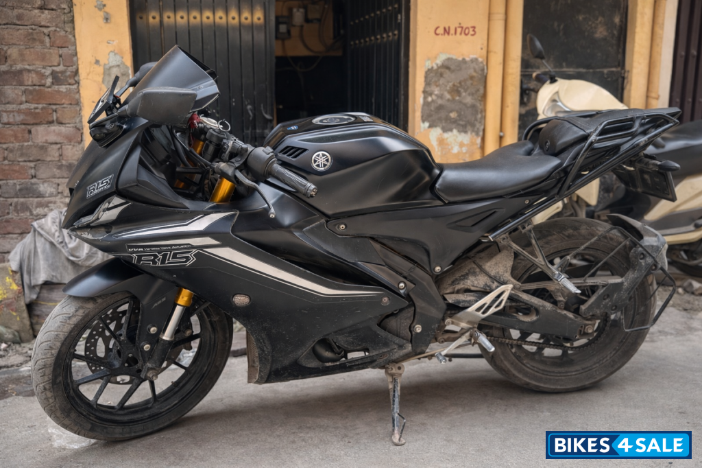 Dark Knight Yamaha R15 V4 Dark Knight Yamaha R15 V4