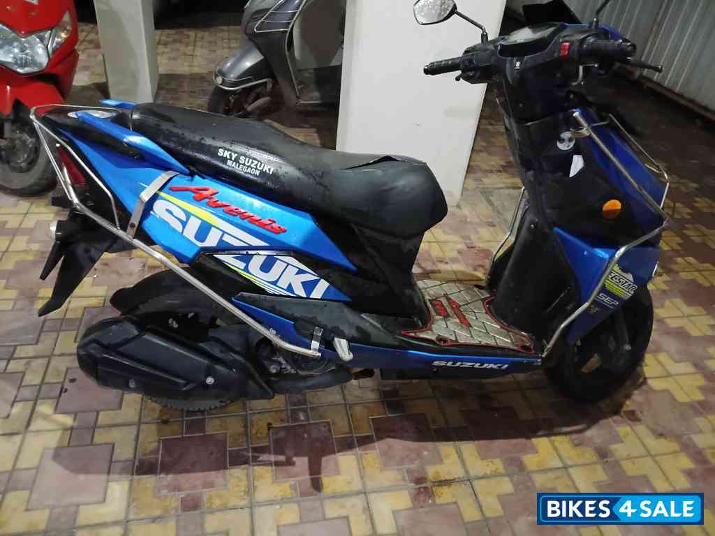 Suzuki Avenis 125 Ride Connect Edition