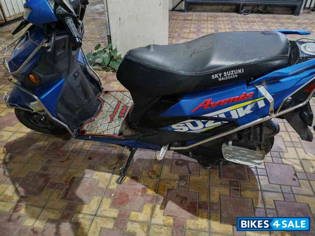 Suzuki Avenis 125 Ride Connect Edition