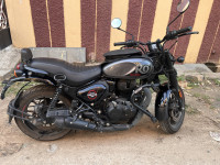 Royal Enfield Hunter 350 Metro
