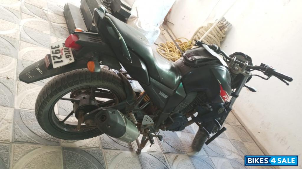 Yb Yamaha FZ16