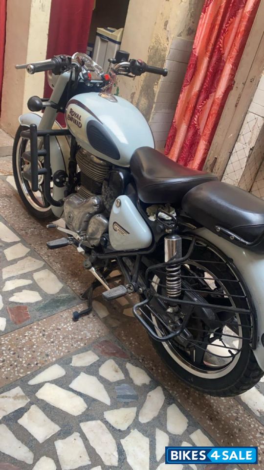 Royal Enfield Classic 350 BS VI