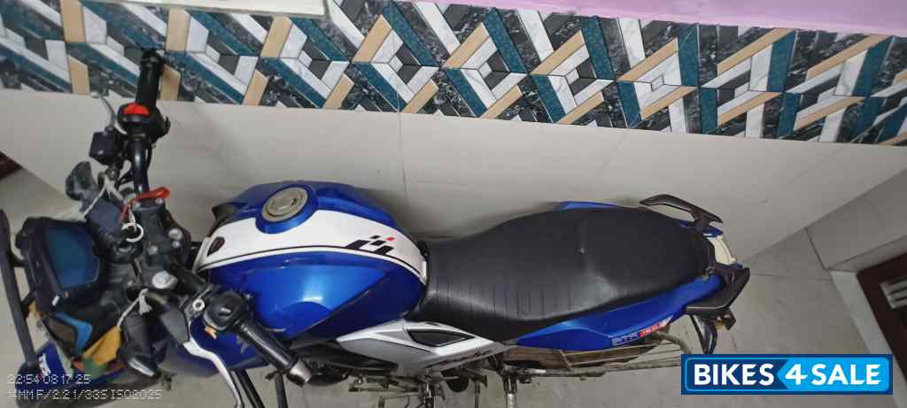 TVS Apache RTR 160 4V BS6